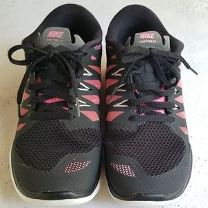 Nike Free 5.0 - sz 7Y or 8.5